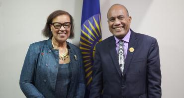 The Secretary-General of the Commonwealth, the Rt Hon Patricia Scotland KC, and the President of Kiribati, Taneti Maamau, at COP27. 
